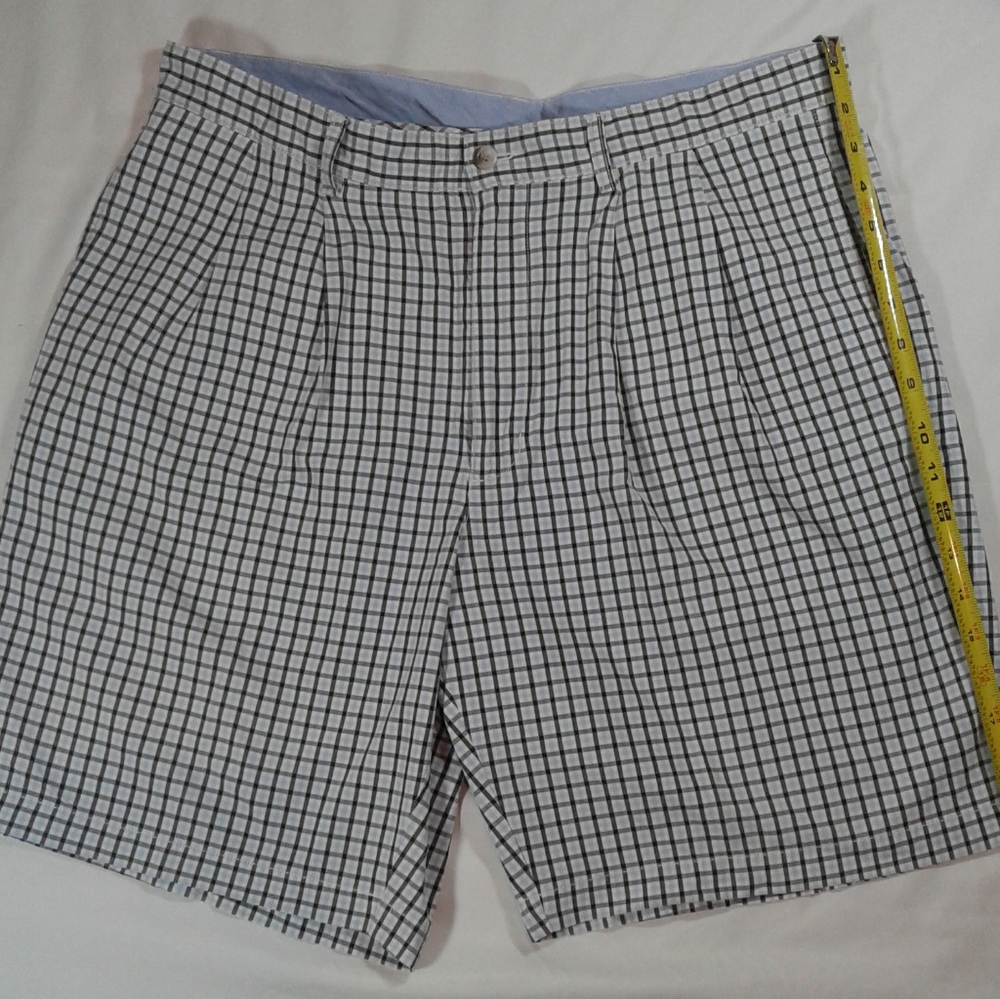 Roundtree and Yorke Shorts Make offer get deal